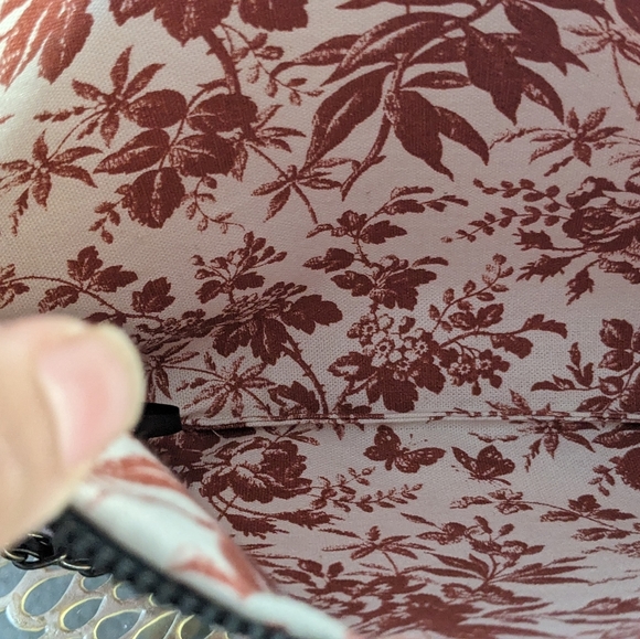 Gucci - Picture 6 of 9